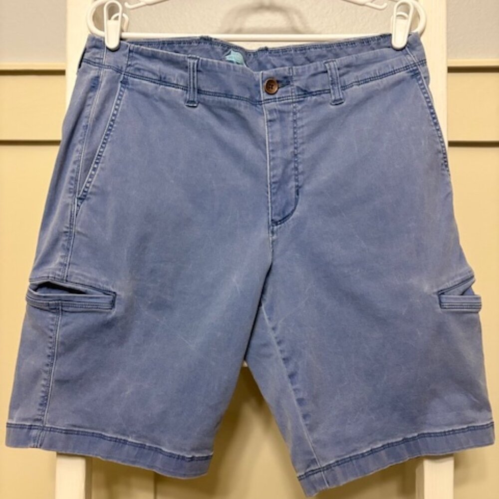 Tommy Bahama Mens Cargo Shorts Light Blue Denim  Size 33
